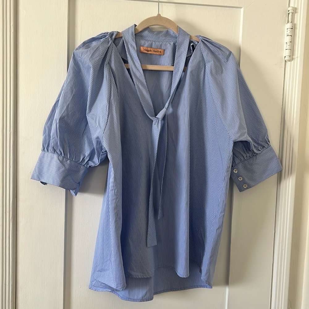 Woman’s short sleeve Blouse Size 14 UK gently used